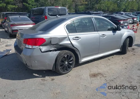 2011 Subaru Legacy 2.5I Limited из США, поврежденный, VIN 4S3BMBL67B3263161